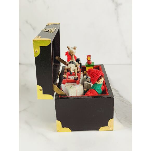 Enesco Wood Toybox Christmas Treasure Chest Music Box w/ Mirror 5" TESTED Vtg - Picture 11 of 16